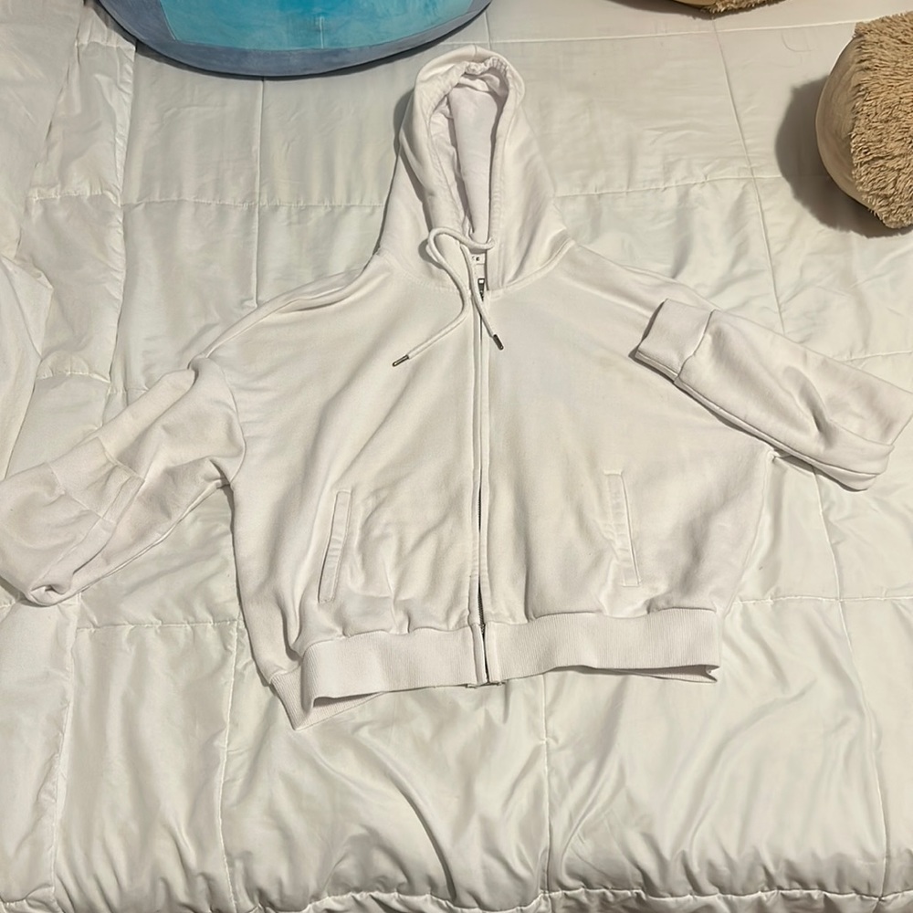 Garage white cropped hoodie with pockets 🤍